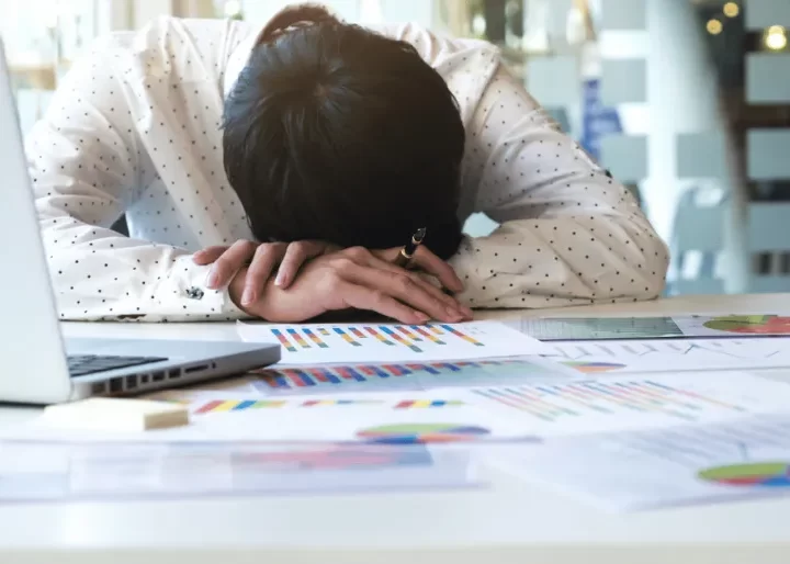 Saúde mental em alerta: mais de 12 mil afastamentos no ES em 2023