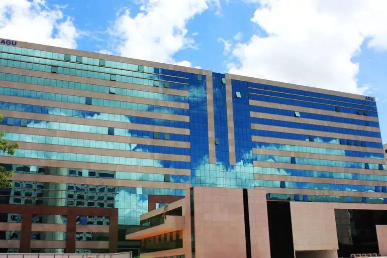 Decisão urgente contra fraudes - Ascom AGU
