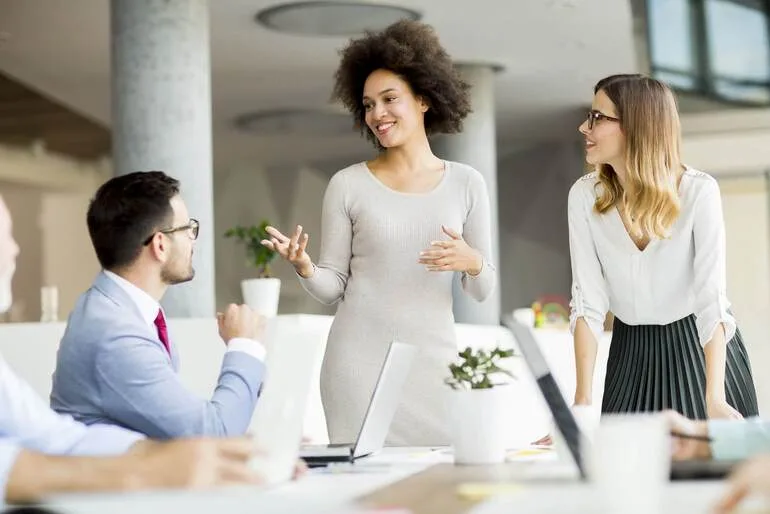comunicação bem-sucedida - reunião