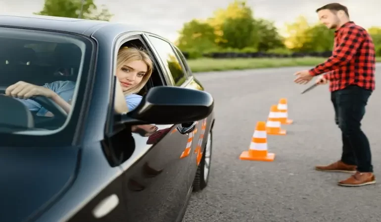 Contran acaba com aulas obrigatórias para tirar CNH